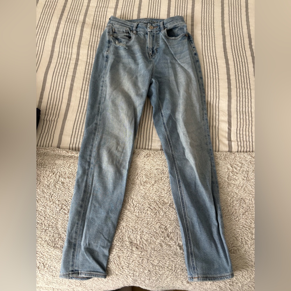 AE Light Wash Straight Leg Jeans